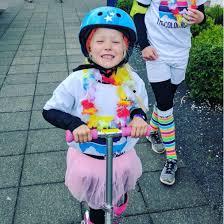 Bicis en Islandia y niños: Eimskip-Kiwanis