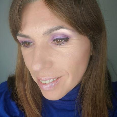 Paleta Lilac You a Lot de Colourpop: Reseña, swatches y 3 looks con ella.