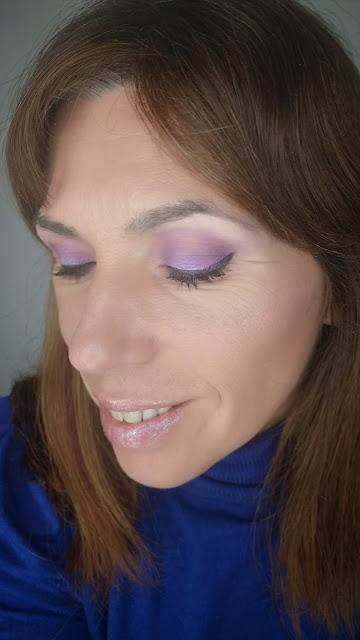 Paleta Lilac You a Lot de Colourpop: Reseña, swatches y 3 looks con ella.