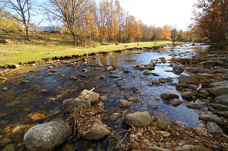 turismo de cercanía en Madrid, río en Rascafría