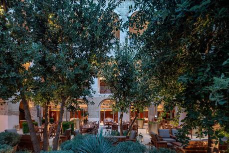 Jaffa Hotel: John Pawson aporta modernidad a un ex convento en la ciudad vieja de Tel Aviv tlvlc-don-camillo-5626-hor-clsc