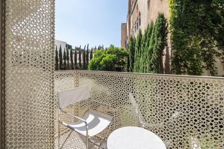 Jaffa Hotel: John Pawson aporta modernidad a un ex convento en la ciudad vieja de Tel Aviv tlvlc-deluxe-guestroom-3615-hor-clsc