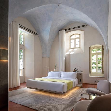 Jaffa Hotel: John Pawson aporta modernidad a un ex convento en la ciudad vieja de Tel Aviv the-jaffa-room-tel-aviv