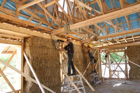 Por qué queremos vivir en una casa de paja20