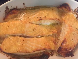 SALMON AL HORNO CON MOSTAZA Y MIEL