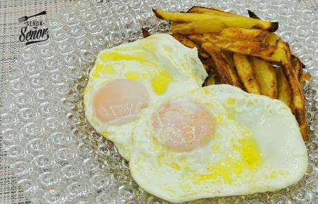 Huevos fritos. Trucos y consejos para que salgan perfectos Huevos fritos. Trucos y consejos para que salgan perfectos