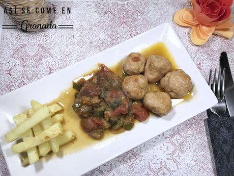 Albóndigas especiadas con pisto