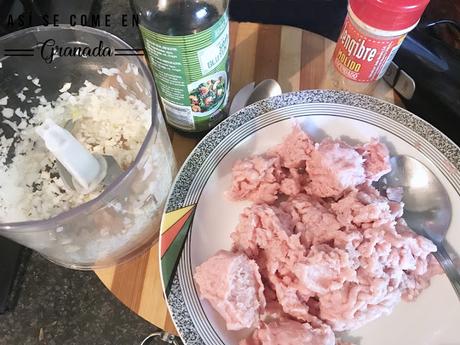 Albóndigas especiadas con pisto