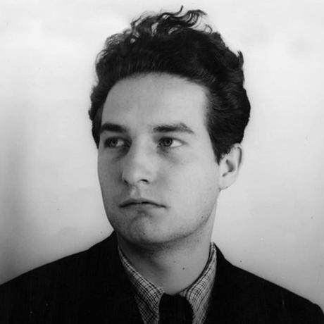 La imagen puede contener: una persona, primer plano