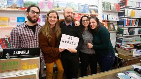 Librería 80 Mundos: «Hemos cerrado dos meses la librería, pero no hemos parado de trabajar» Librería 80 Mundos: «Hemos cerrado dos meses la librería, pero no hemos parado de trabajar»