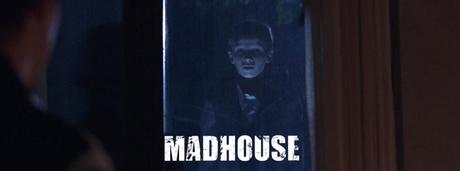 Madhouse (La Casa Maldita, 2004) – Crítica