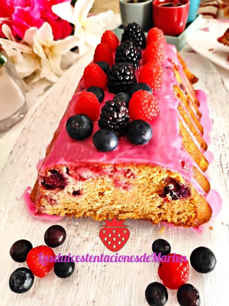 Plum Cake de Frutas del Bosque