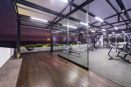 Gimnasio Pacífico Sur, Lima, Perú / Arq. Nikolás Briceño Ext 8-GYM