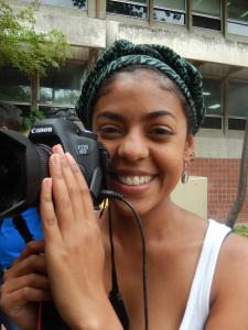 DEL BLOQUEO NAVAL AL COMUNICACIONAL