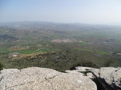 El Torcal de Antequera, visita con niños a un paisaje extraterrestre.