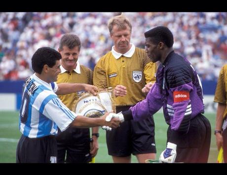 Peter Rufai, el futbolista que era príncipe Peter Rufai, el príncipe portero