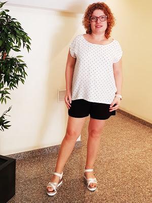 CONJUNTO EN BLANCO Y NEGRO