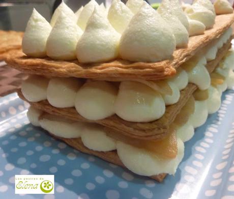 Hojaldre de manzana caramelizada y crema de mascarpone Hojaldre de manzana caramelizada y crema de mascarpone
