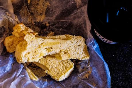 Hong Kong Paper Wrapped Sponge Cake (香港古早味纸包鸡蛋糕) Hong Kong Paper Wrapped Sponge Cake (香港古早味纸包鸡蛋糕)