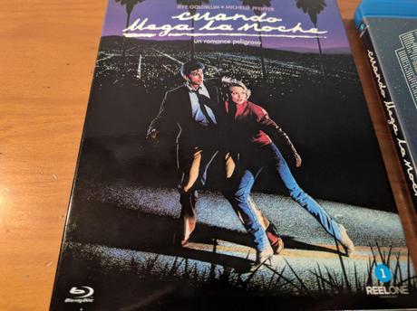 Unboxing del bluray de CUANDO LLEGA LA NOCHE Unboxing del bluray de CUANDO LLEGA LA NOCHE