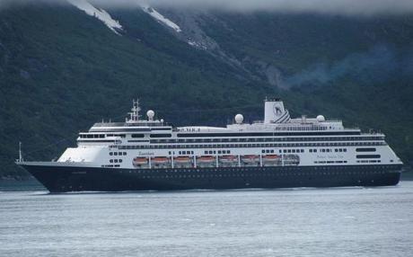 Especial de Ignacio Ramonet: La odisea del Zaandam, crucero maldito