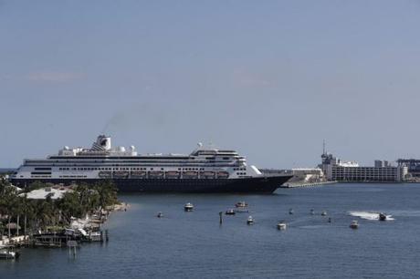 Especial de Ignacio Ramonet: La odisea del Zaandam, crucero maldito