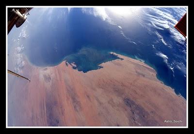 ASTRONAUTA FOTOGRAFIA LAS PIRAMIDES DESDE EL ESPACIO Y LAS COMPARTE EN TWITTER