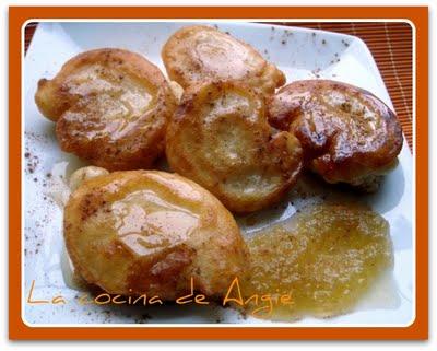 BUÑUELOS GRIEGOS A LA MIEL CON MERMELADA DE HIGOS