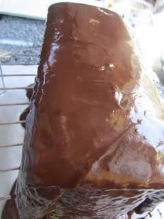 BOMBÓN HELADO DE ALMENDRAS Y CHOCOLATE