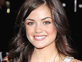 Lucy Hale: maquillaje.