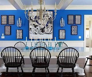 Azul y blanco, una decoración elegante y veraniega.