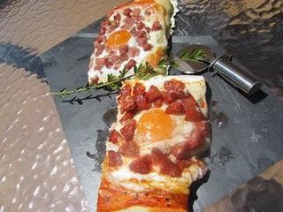 PIZZA 
