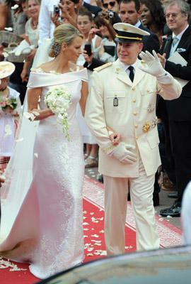 Charlene Wittstock espléndida con su vestido de novia de Armani