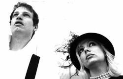 The Rosebuds Low Planes Fly Now 250x160 The Rosebuds   Woods (2011)