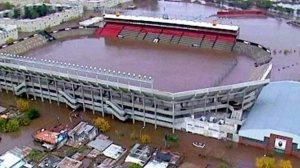 El estadio de Colón, un ejemplo de como salir adelante