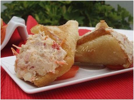 CUCURUCHOS DE PAN CON ENSALADILLA