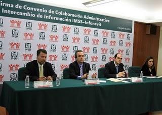 Firman IMSS e Infonavit convenio de colaboración administrativa e intercambio de información