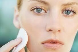 Productos demaquillantes y envejecimiento prematuro