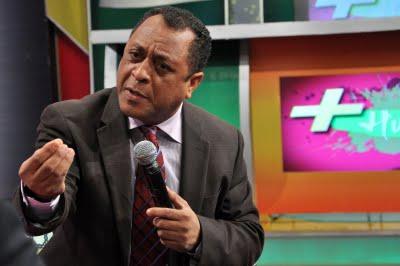 Michael Miguel confirma renuncia y punto!