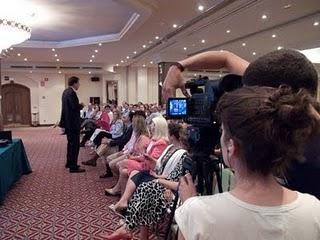 La primavera volverá