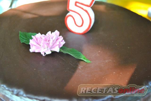 Tarta de chocolate de cumpleaños - Recetas de cocina RECETASonline