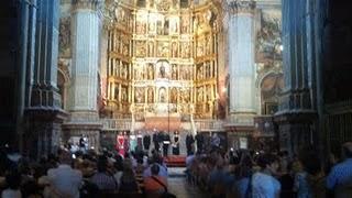 Tinieblas luminosas en la mañana granadina