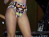 Incendio obliga Rihanna suspender concierto