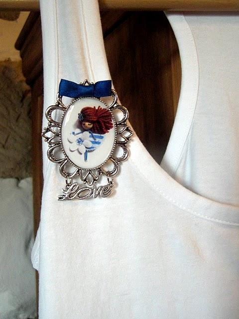 Broches de camafeos....