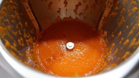 triturar la salsa de tomate