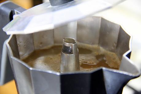 Caldo dashi para ramen exprés hecho en tu cafetera, experimentos Jesmar que salen bien