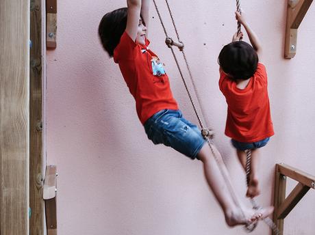 Montamos un auténtico parque infantil de madera en casa