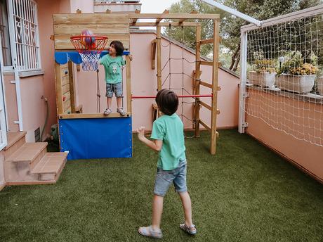Montamos un auténtico parque infantil de madera en casa