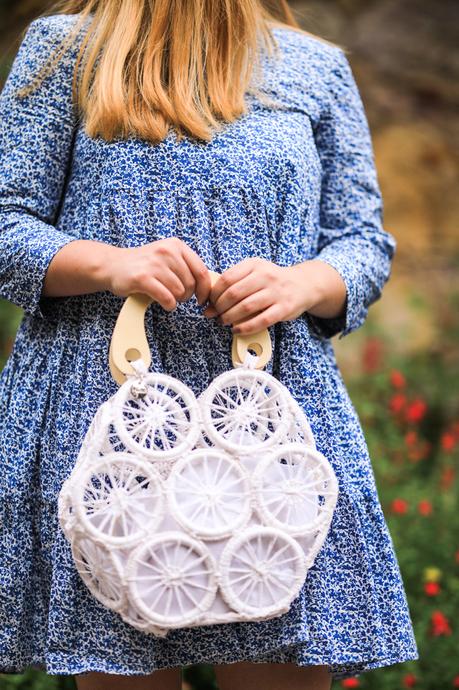 Un paseo entre flores Un paseo entre flores