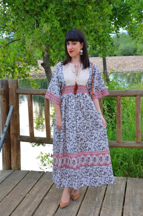 Maxi vestido tribal con caracolas Maxi vestido tribal con caracolas